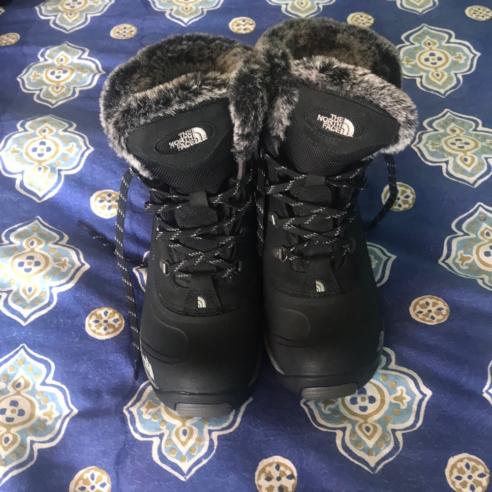 NWOT The North Face waterproof winter boots